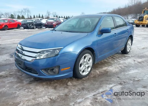 2010 Ford Fusion Se z USA, uszkodzony, nr VIN 3FAHP0HAXAR277502